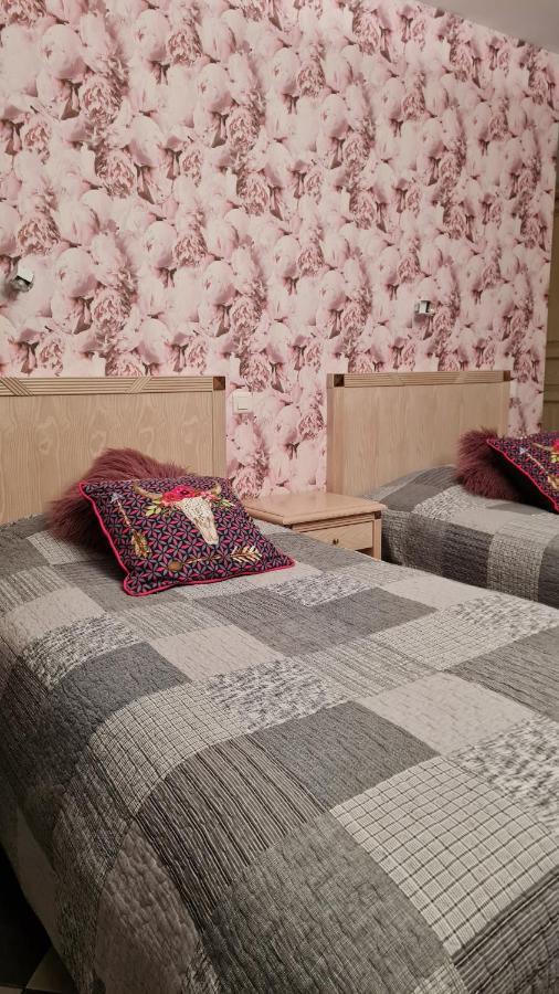 לינה וארוחת בוקר Lamagdelaine La Casa Color מראה חיצוני תמונה