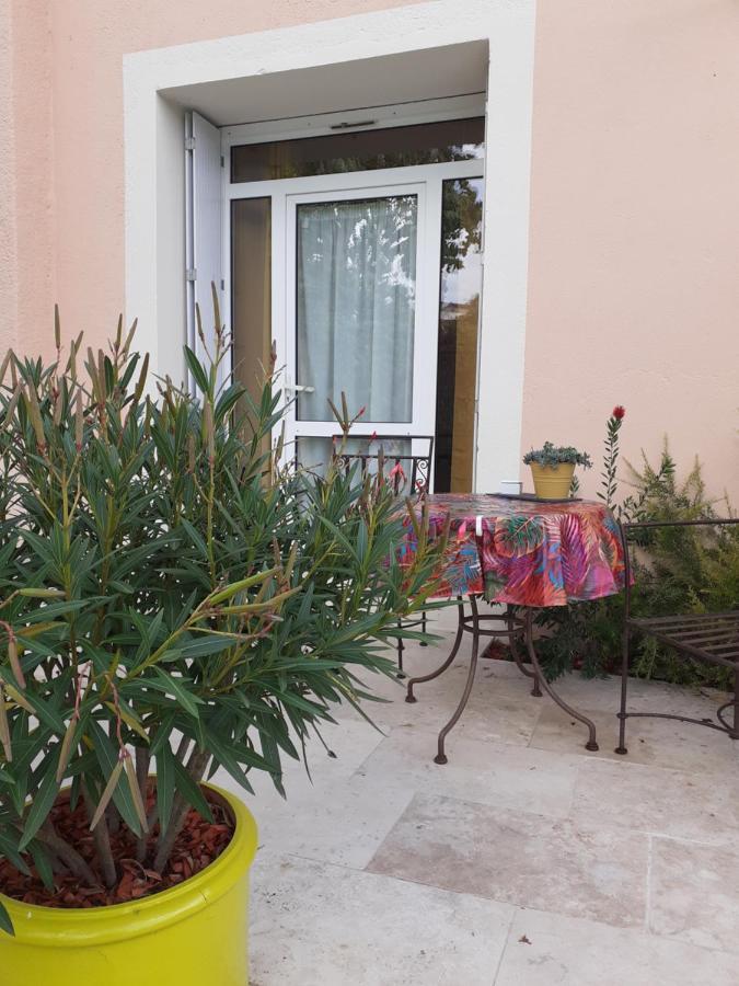 לינה וארוחת בוקר Lamagdelaine La Casa Color מראה חיצוני תמונה